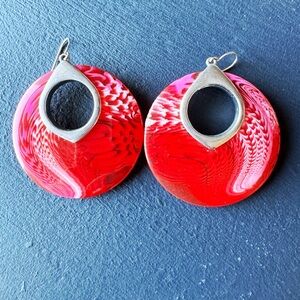 VINTAGE RED MARBLE RESIN DROP DANGLE EARRINGS